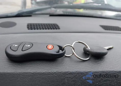 2004 Dodge Ram 1500 St/Slt z USA, uszkodzony, nr VIN 1D7HA16D24J249535